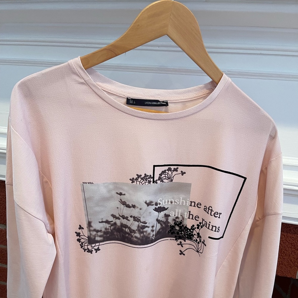 Women top